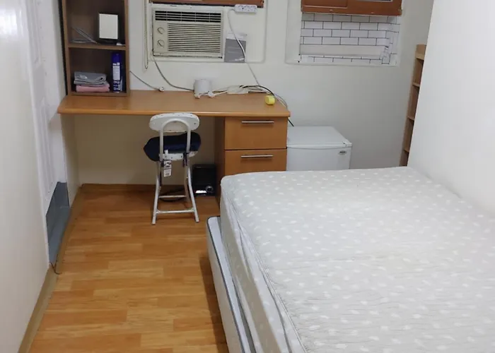 A Short-term Close To The Airport *